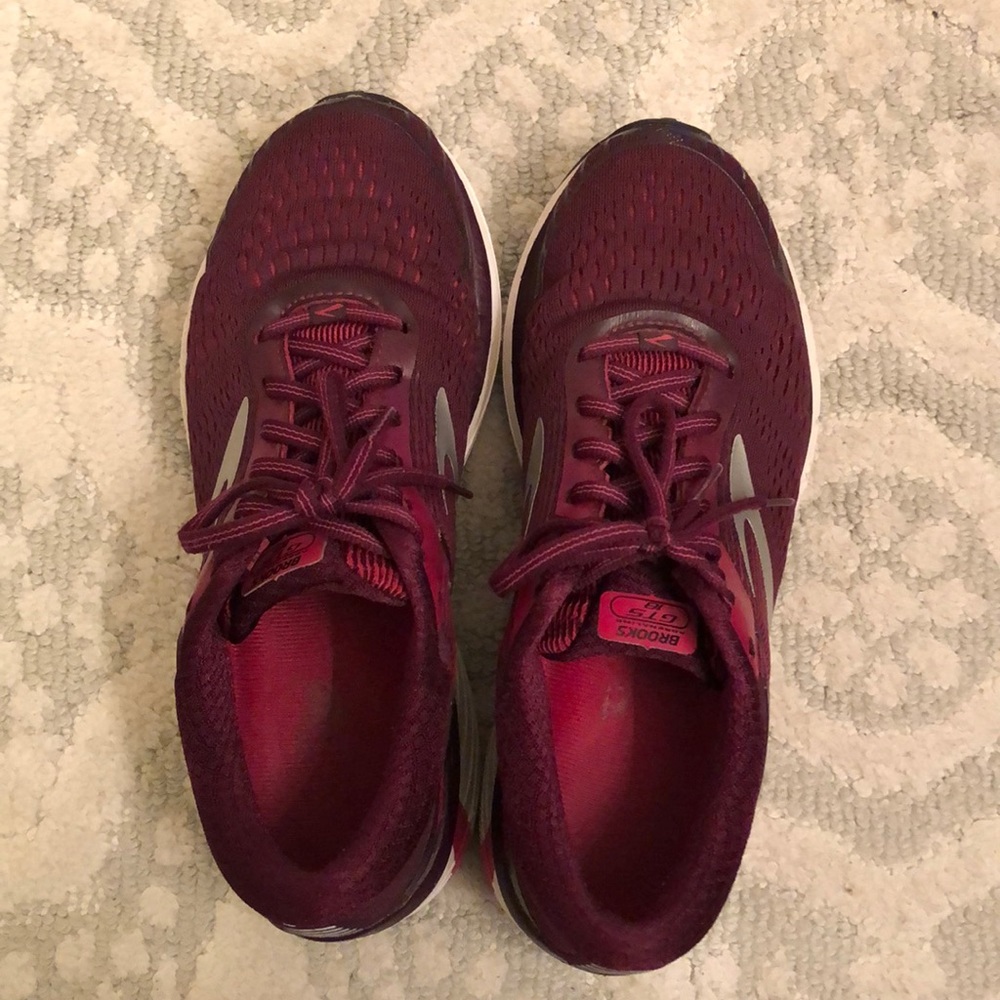 Brooks Women's Athletic Shoes in Burgundy and White